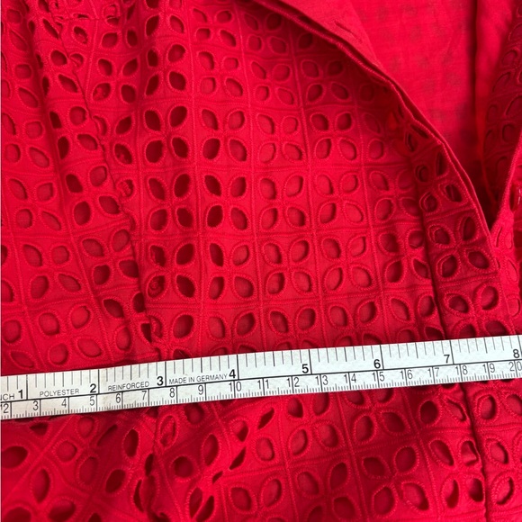Carolina Herrera Red Eyelet Asymmetrical Shirt Dress size 6 - Picture 5 of 15